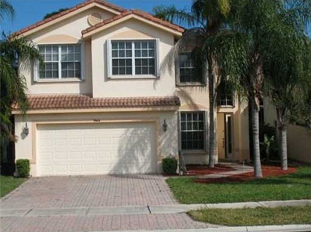 1st image of 7664 Colony Palm Dr