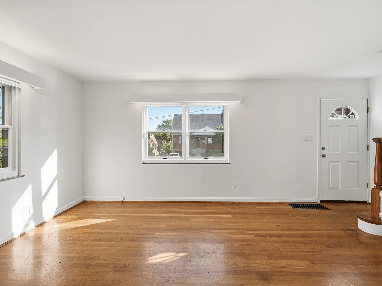 613 Rosemont Avenue — Photo 4