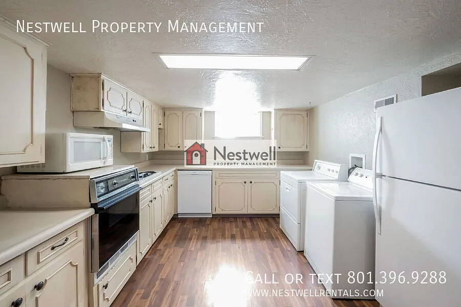Charming Historic 2-bed Duplex In Lehi — Photo 3