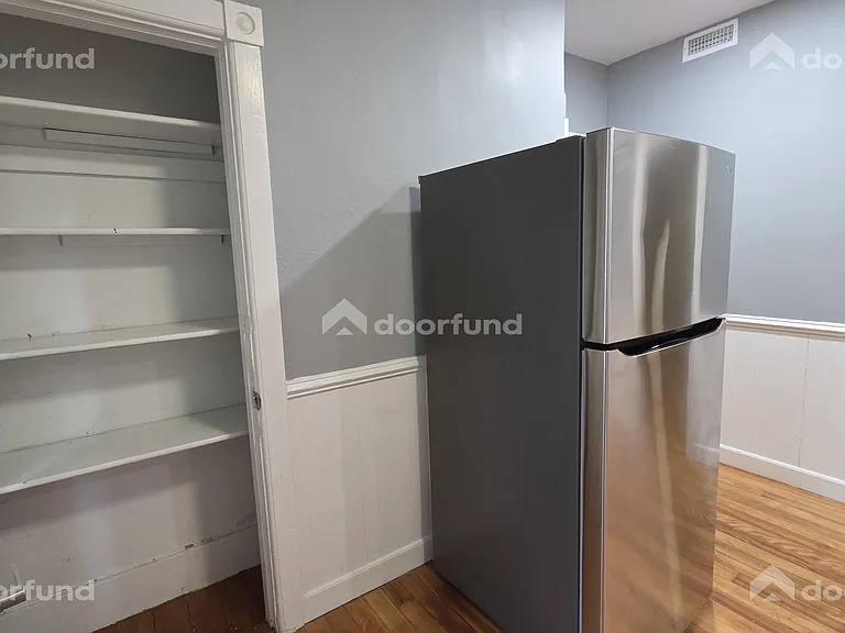 41 Eastern Ave #2 — Photo 2