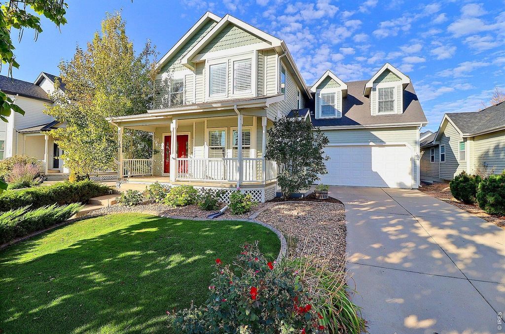 1106 Crescent Dr