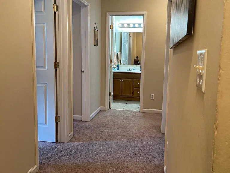 136 Tanbark Dr — Photo 5