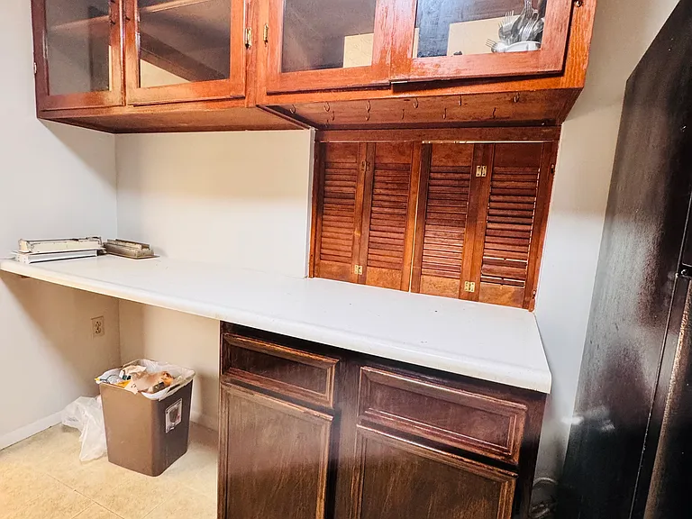 8709 Scarsdale Blvd — Photo 3