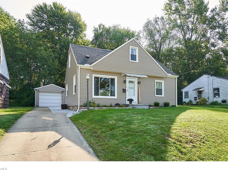 1st image of 141 Emmons Ave