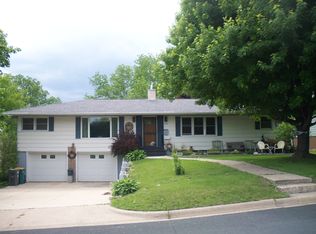 512 Lyndale Ave, Spring Valley, MN 55975