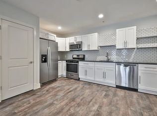 1320 N Franklin St APT 4F, Philadelphia, PA 19122