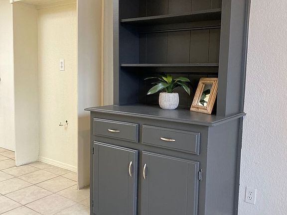 5th image of 2805 Summerfield Dr