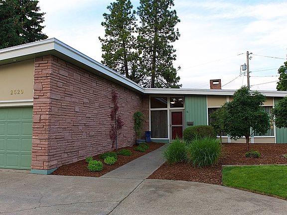 3rd image of 2529 E North Altamont Blvd