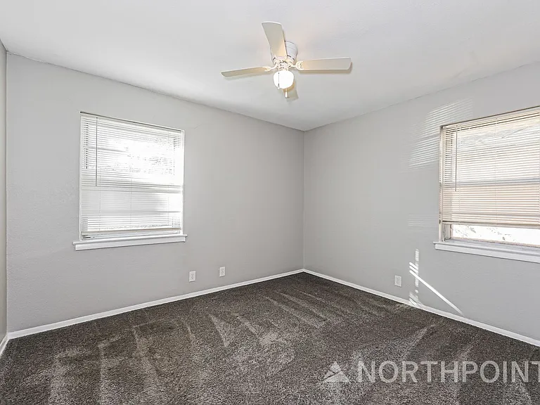 2814 Sequoia Ln — Photo 12