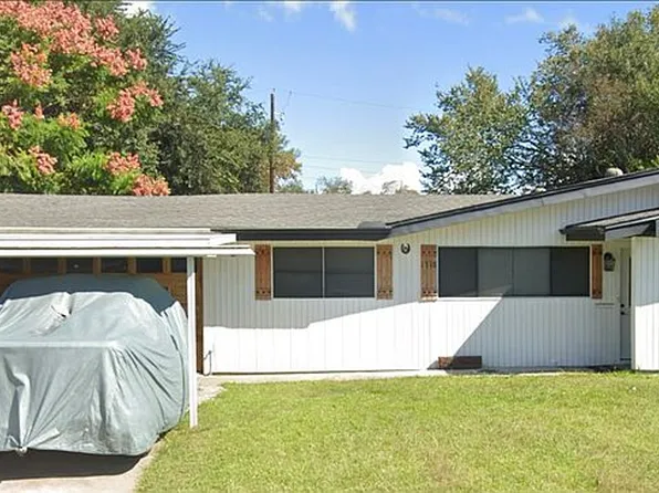 1718 Lakecrest Dr, Port Arthur, TX 77642