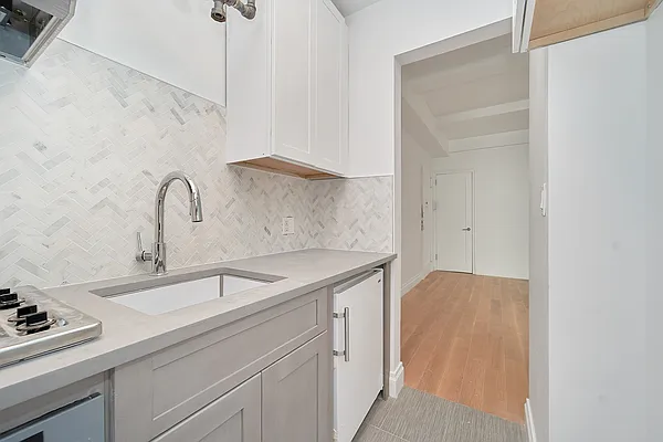 Rented by Living New York | media 9