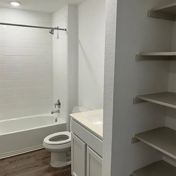309 Mulberry Creek Ln — Photo 8