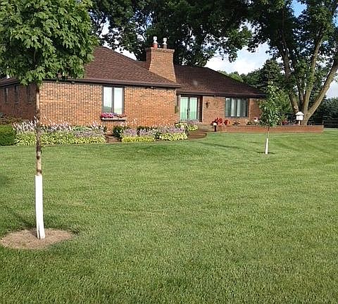 2nd image of 106 Pioneer Valley Dr