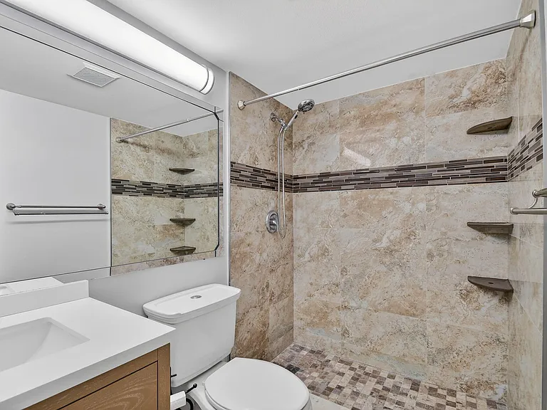 511 Shady Pine Way #D2 — Photo 32