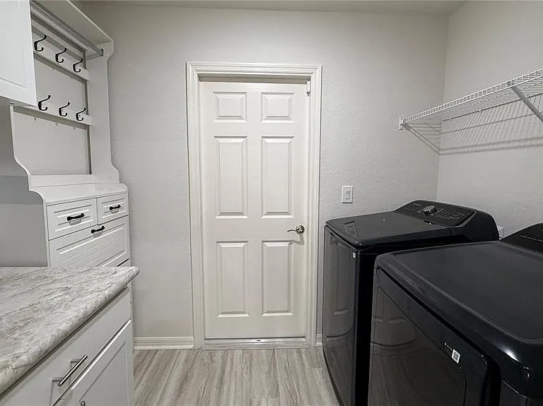 3139 Laurel Oak Ln — Photo 40