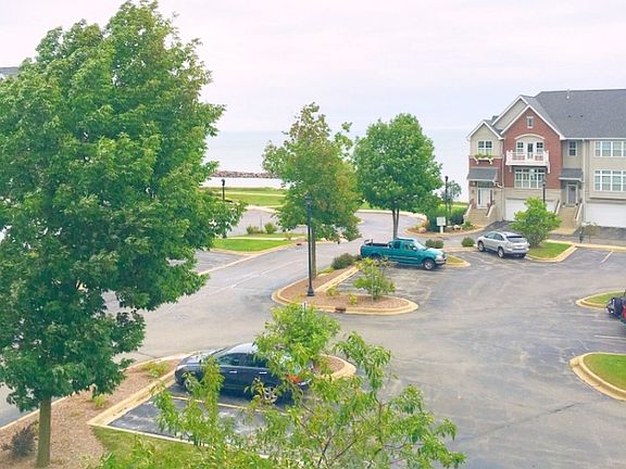 3rd image of 3862 S Lake Dr