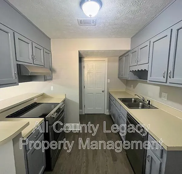 6123 Queen Anne Ct — Photo 4