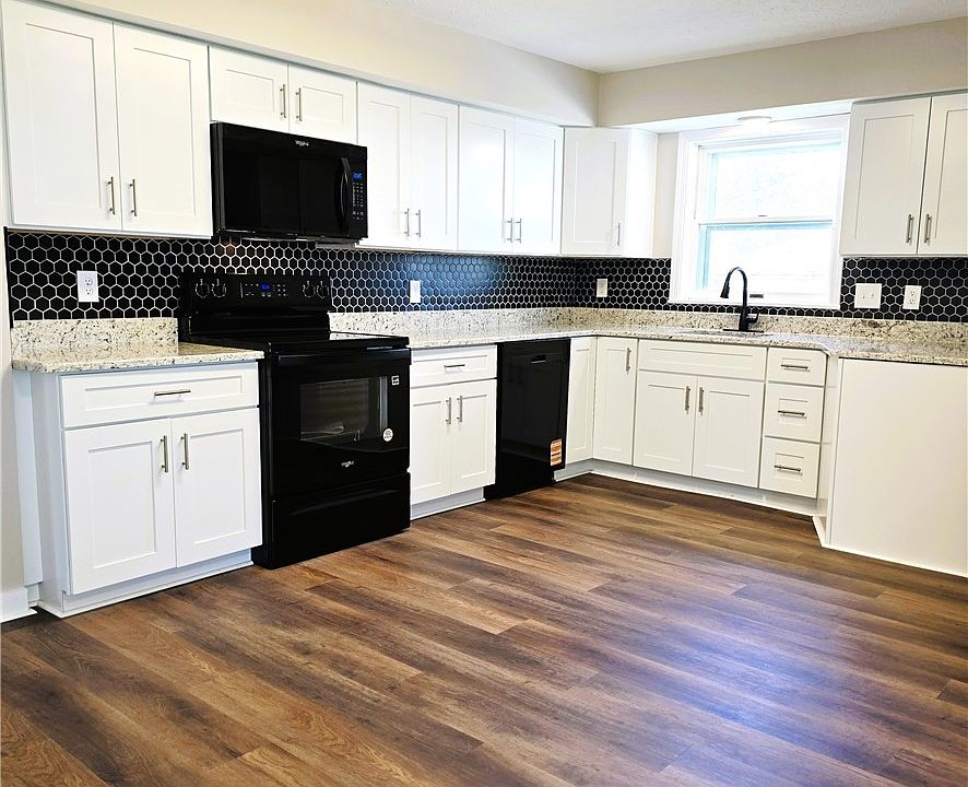 山電気/A1453-7/ 5240 W 147th St, Brookpark, OH 44142 | Zillow