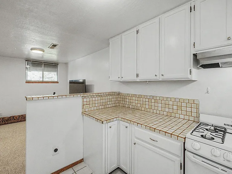 26185 Zdan Rd #B — Photo 2