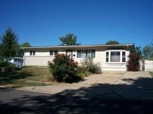 2125 Flight Dr, Florissant, MO