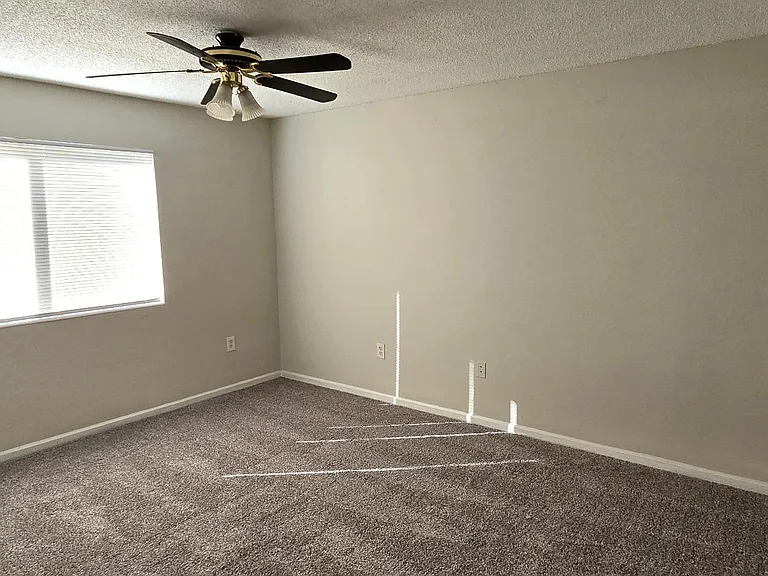 Unit Photo