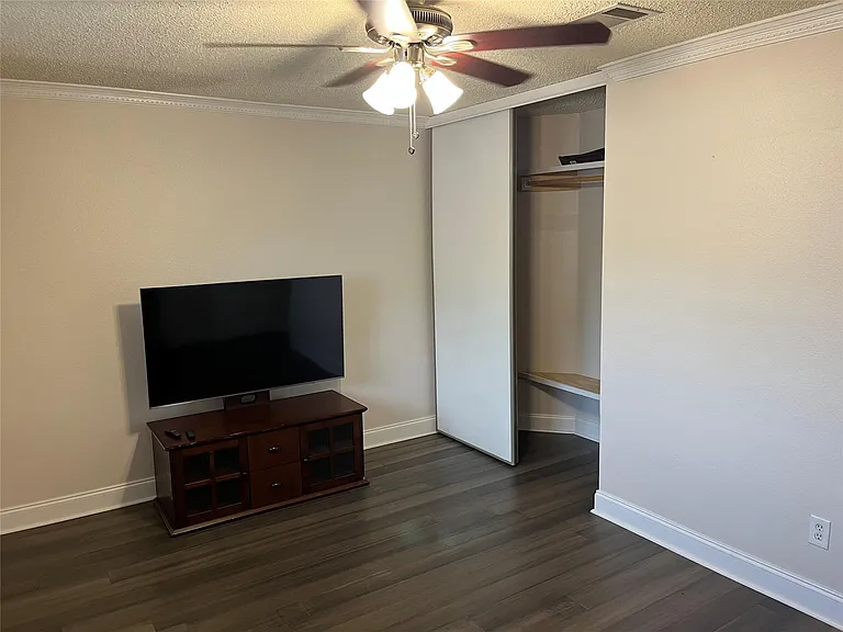 17737 Kessler Dr — Photo 17