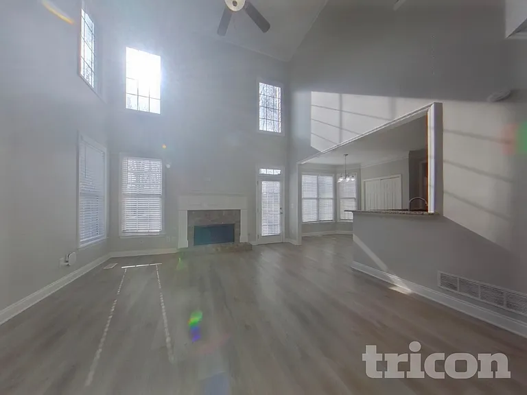 22 Vinings Lake Dr SW — Photo 2