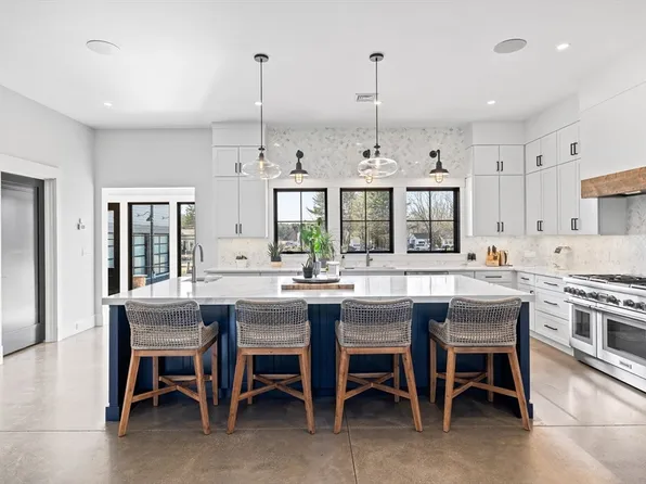 195 Lincoln Rd, Walpole, MA 02081