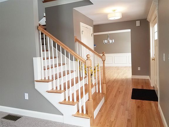 5th image of 12 Majestic Ave Lot 7