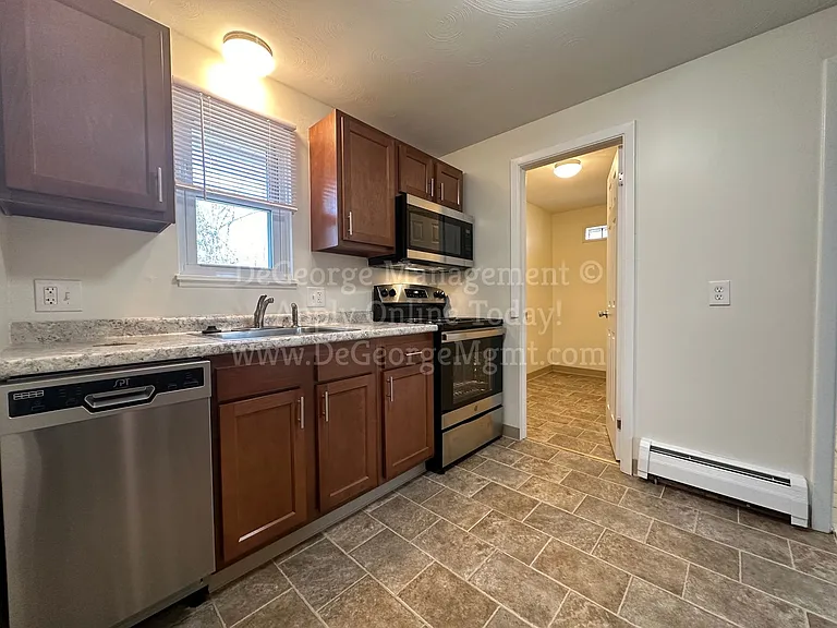 William's Tribute Apartments — Photo 16