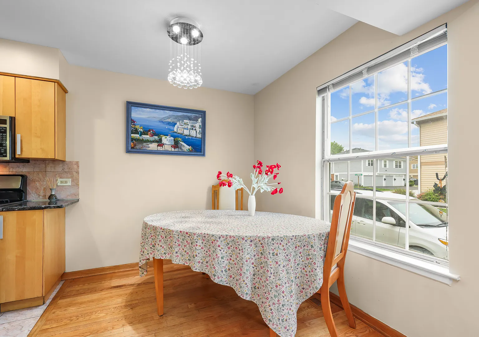 3 bed, 2.5 bath, 1392 sqft, $2,750 — Photo 4
