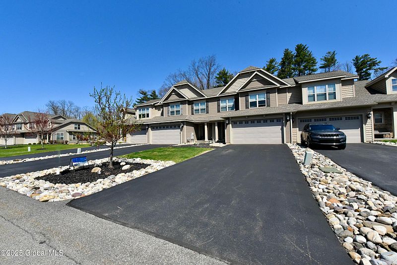 4th image of 4B Inglewood Drive