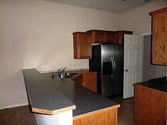 3rd image of 4002 Carrera Ln