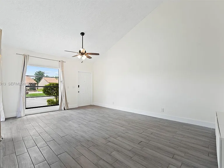 2025 SW 82nd Ave #1 — Photo 12