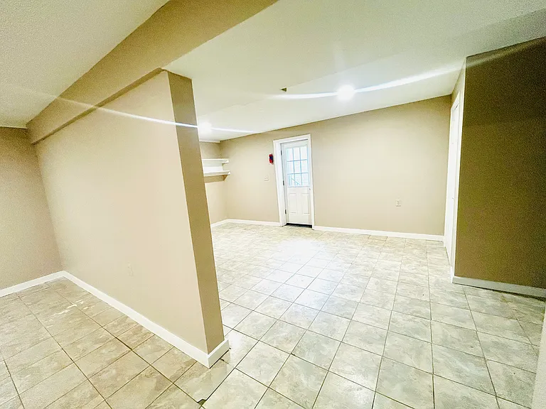 9549 Fingerboard Rd — Photo 10