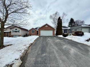 9 Francis St, Selwyn, ON K0L 2H0