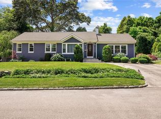 25 Shady Glen Dr, Warwick, RI 02818