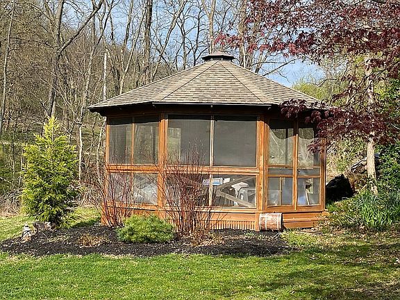 Gazebo w/ cooking fireplace