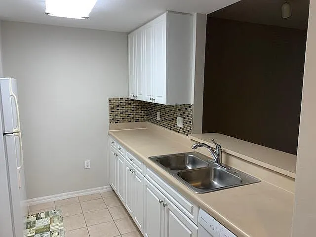 255 Evernia St #1406 — Photo 14