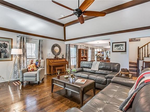 5th image of 1325 Green Hills Ct
