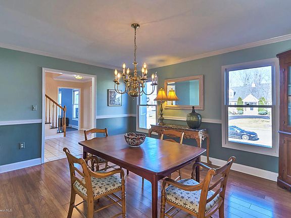 4th image of 763 Tall Oaks Dr