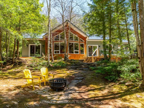 12553 Little Hawk East Shr, Algonquin Highlands, ON K0M 1S0