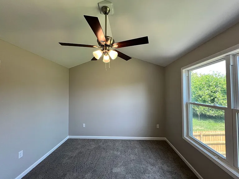 703 Bibb St NE — Photo 18