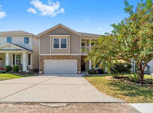 122 Harbour Town Ct, Montgomery, TX 77356