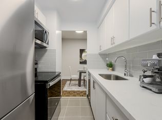 585 Avenue Road, Toronto, ON M4V 2K5