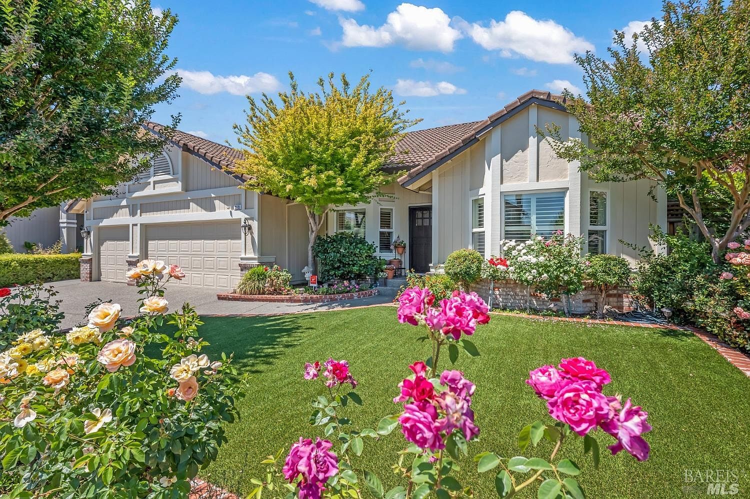 212 Chris St, Windsor, CA 95492 MLS 323052294 Zillow