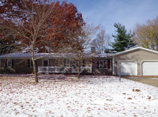 2505 Surrey Rd, Burlington, IA 52601