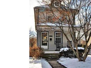 2082 Mount Carmel Ave, Glenside, PA 19038