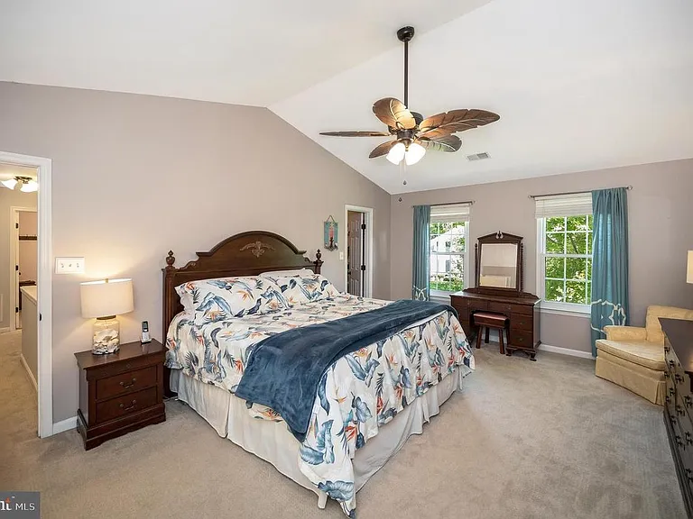64 Blossom Wood Ct — Photo 21