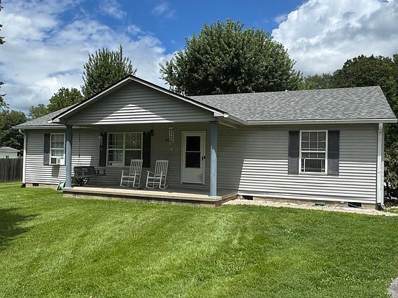 3rd image of 109 Dillon Ct